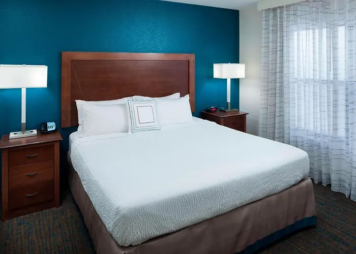 Airport 3* Tucson