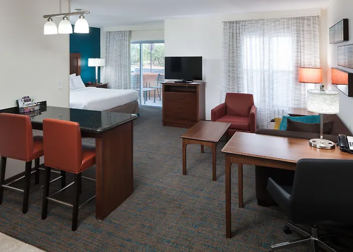 Hotel Airport Tucson